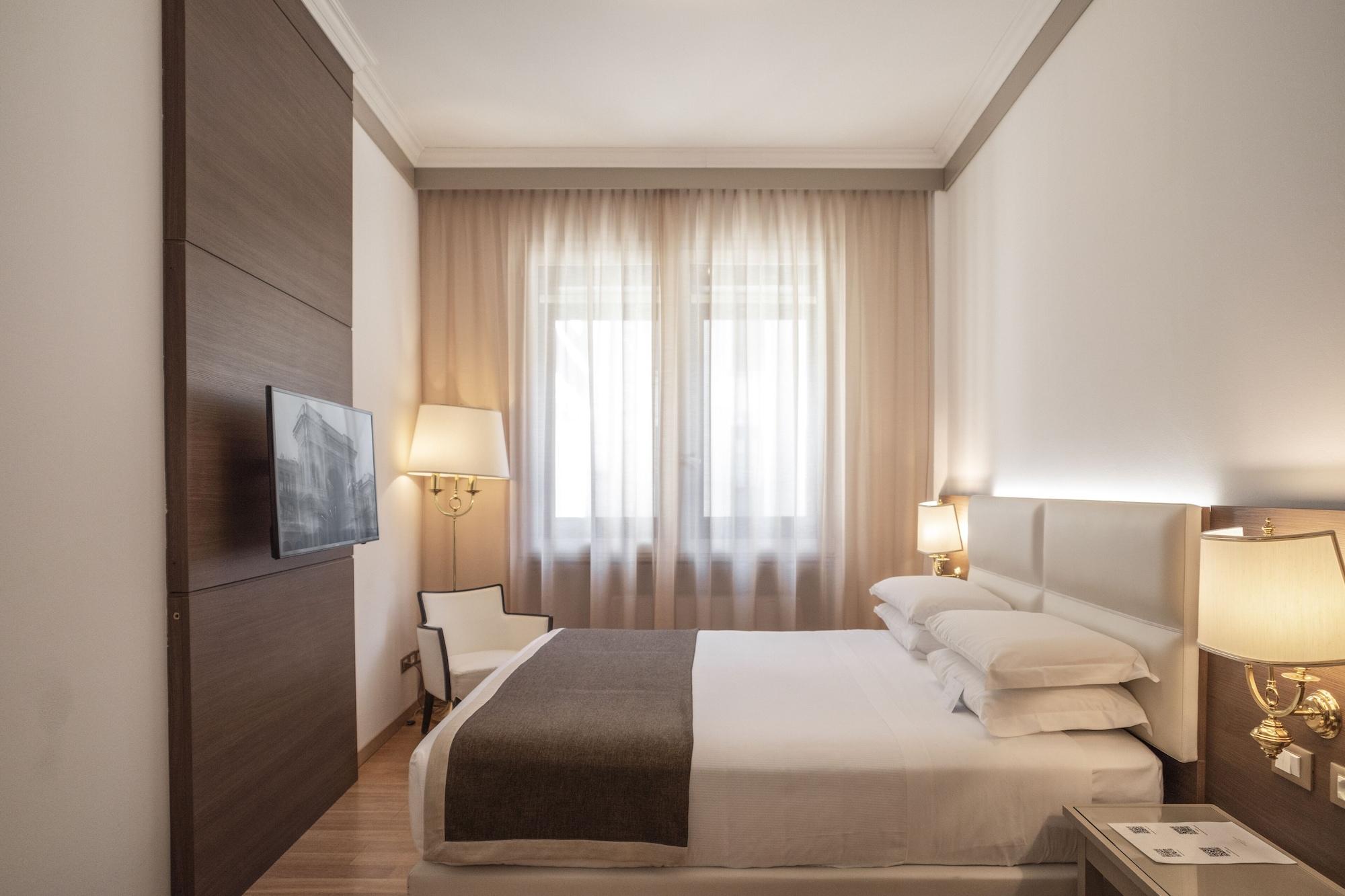 Hotel Romana Residence Милан Экстерьер фото
